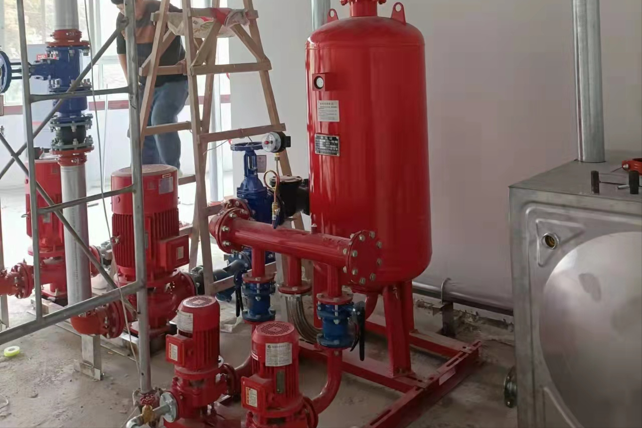 報考消防設施操作員后，就業方向大公開 信息系統運行維護服務的廣闊前景